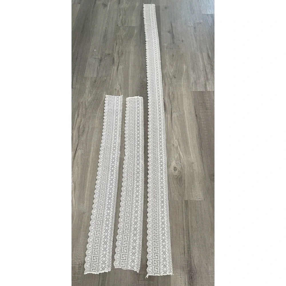 3.25 Yards Vintage Flat Ecru  Lace‎ 4.25